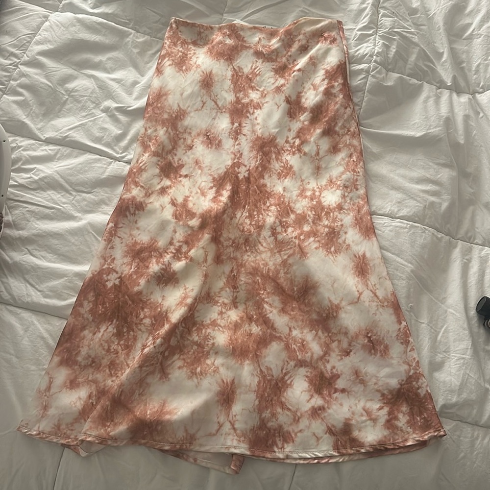 Beautiful satin skirt flattering on